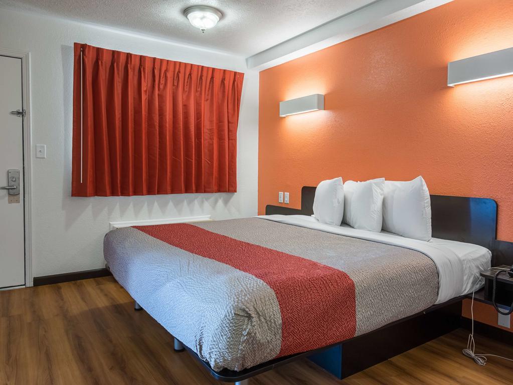 Motel 6-Columbus, Oh - Osu Zewnętrze zdjęcie
