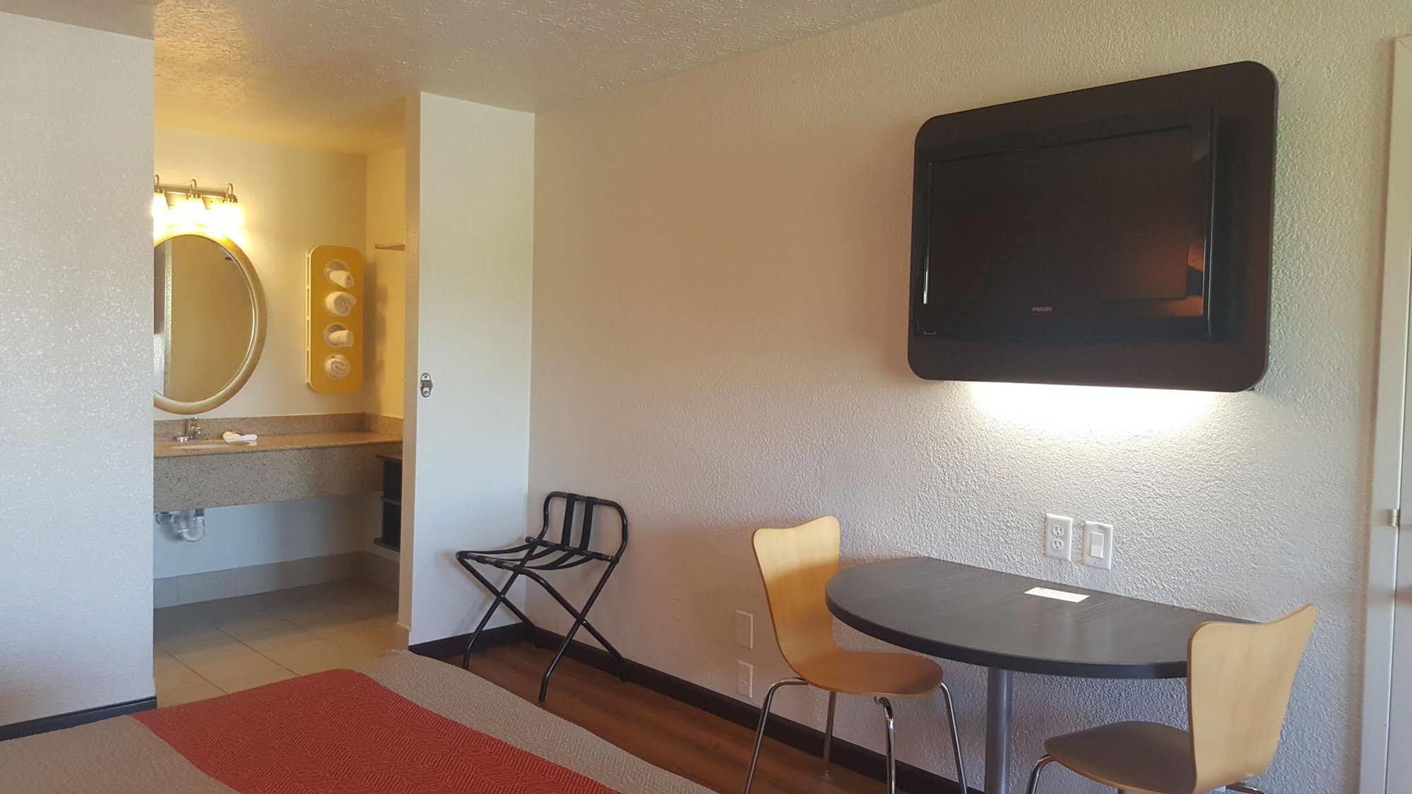 Motel 6-Columbus, Oh - Osu Zewnętrze zdjęcie