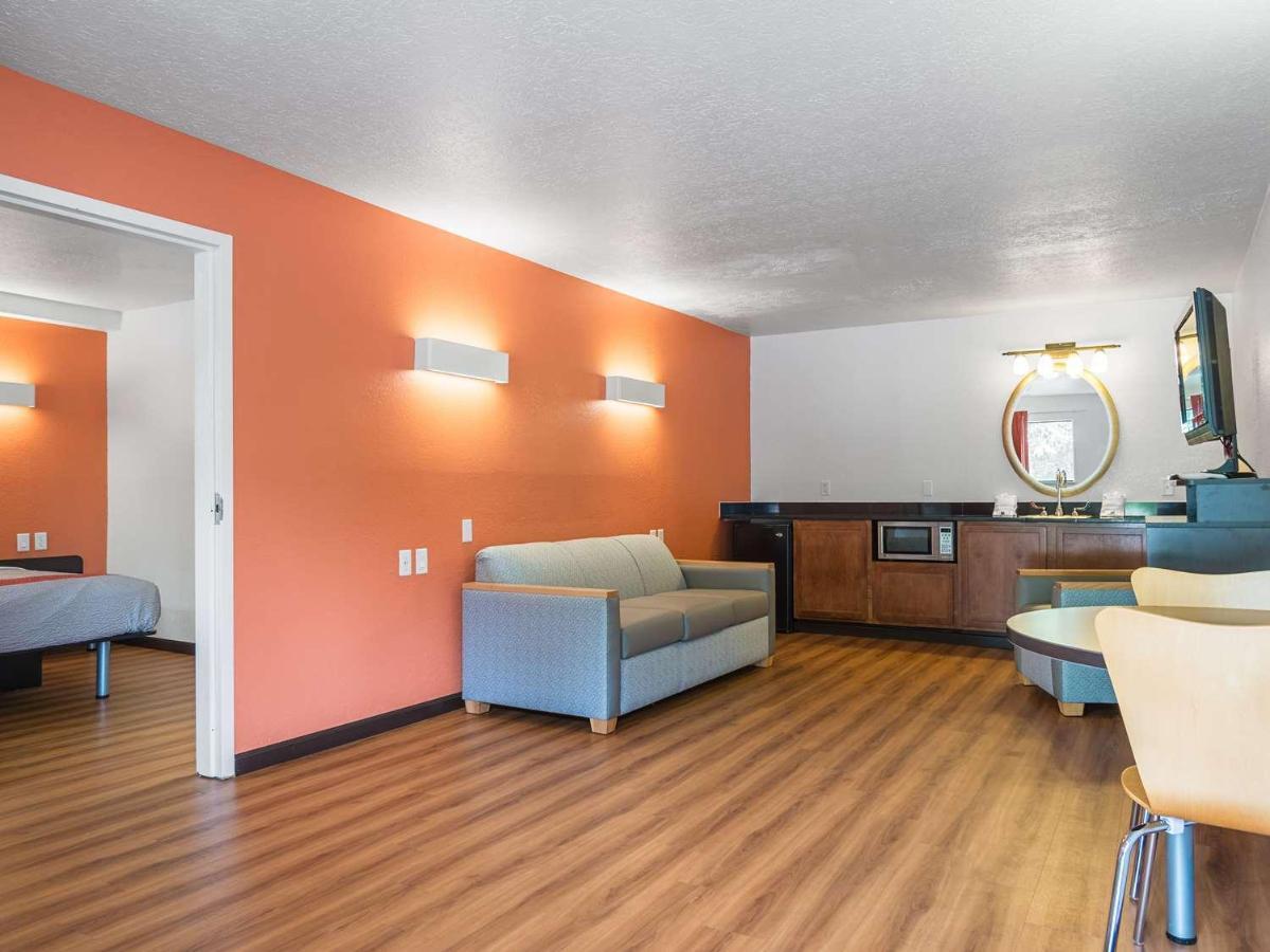 Motel 6-Columbus, Oh - Osu Zewnętrze zdjęcie